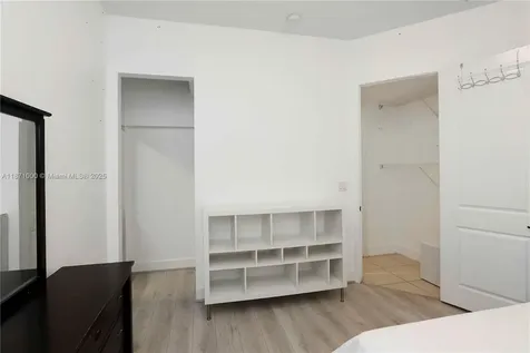 3293 W 98th Place Hialeah FL 33018