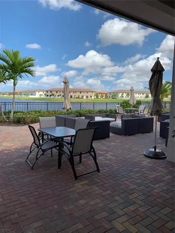 3293 W 98th Place Hialeah FL 33018