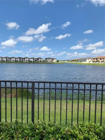 3293 W 98th Place Hialeah FL 33018