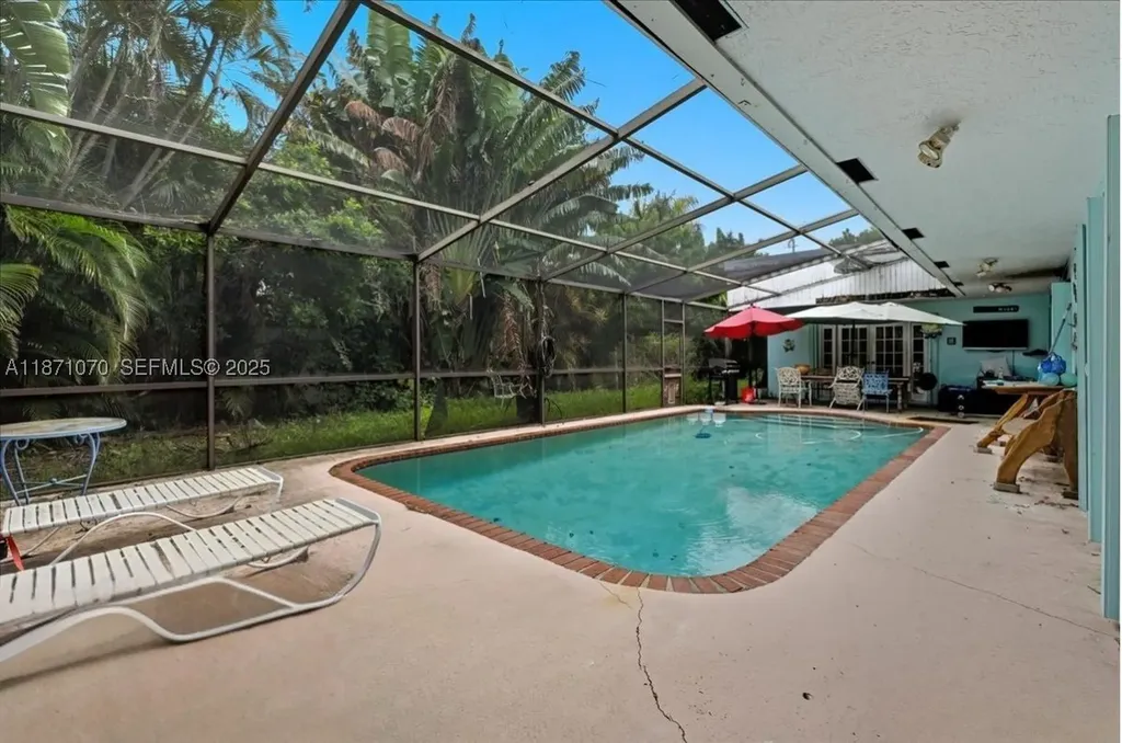 3260 Lakeview Drive Pompano Beach FL 33062