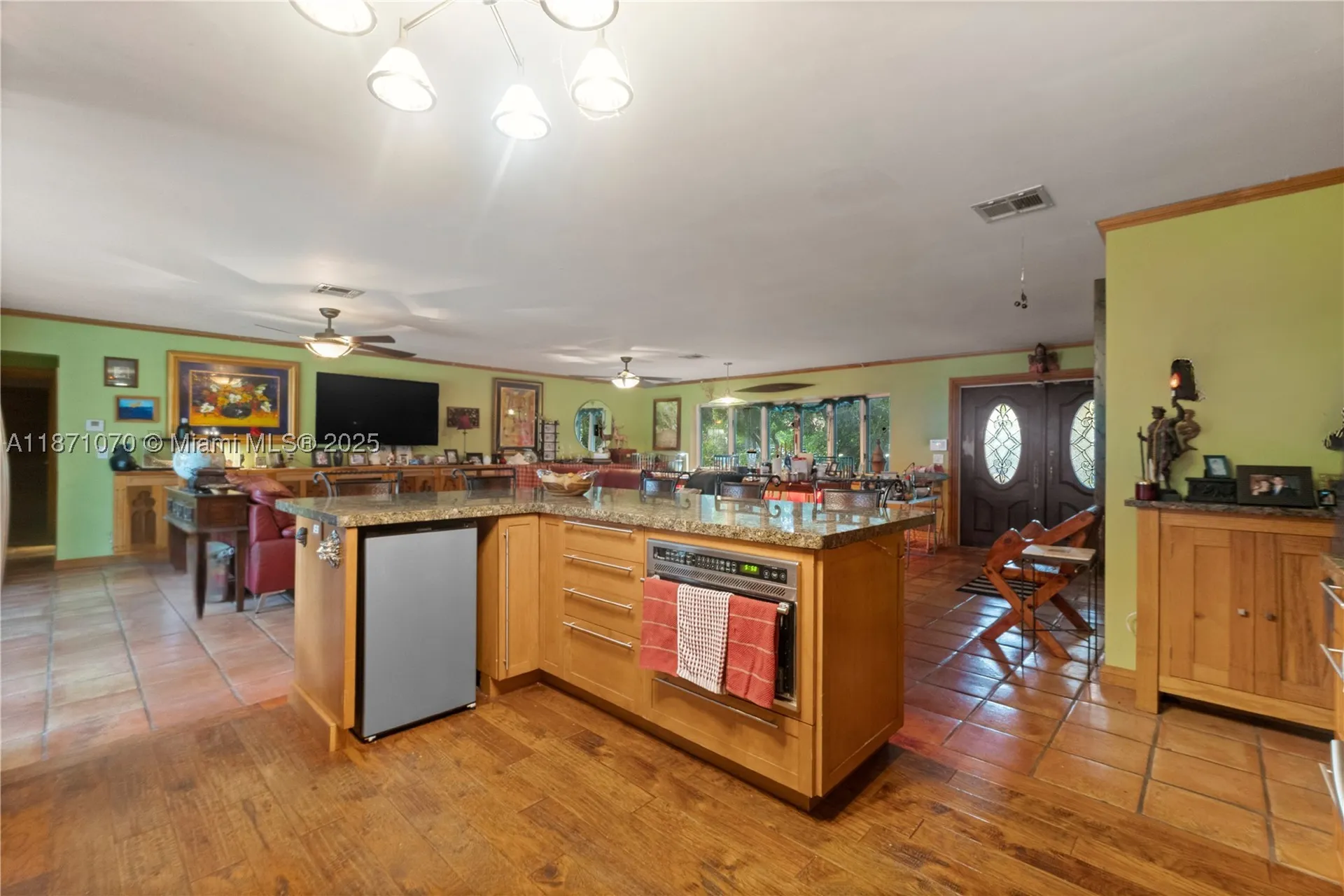 3260 Lakeview Drive Pompano Beach FL 33062