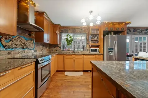3260 Lakeview Drive Pompano Beach FL 33062