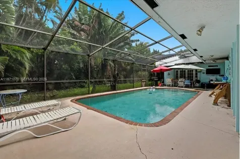 3260 Lakeview Drive Pompano Beach FL 33062