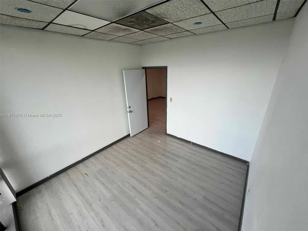 5555 Hollywood Boulevard Hollywood FL 33021
