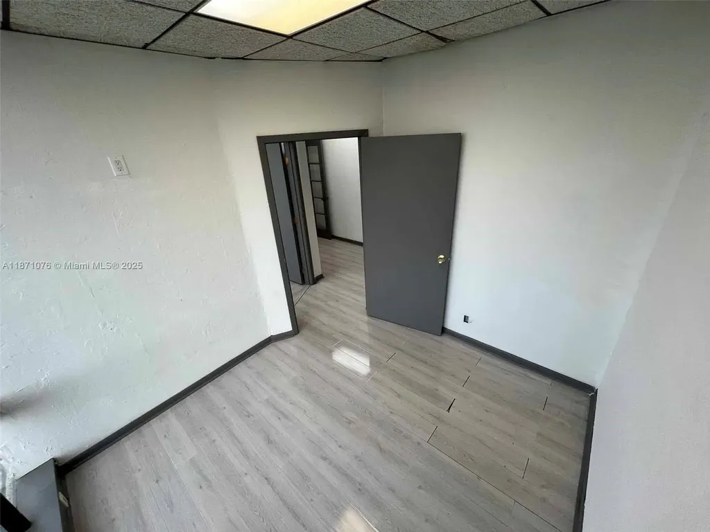 5555 Hollywood Boulevard Hollywood FL 33021