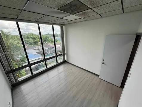 5555 Hollywood Boulevard Hollywood FL 33021