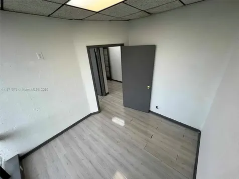 5555 Hollywood Boulevard Hollywood FL 33021