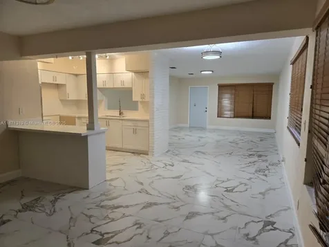 6751 Meade Street Hollywood FL 33024