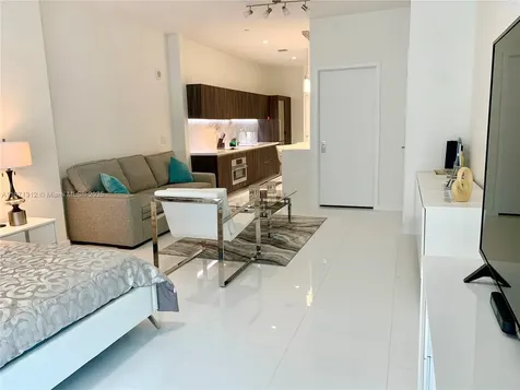 851 NE 1 Avenue Miami FL 33132
