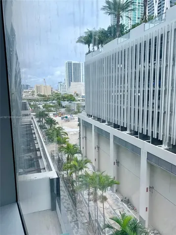 851 NE 1 Avenue Miami FL 33132