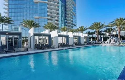 851 NE 1 Avenue Miami FL 33132