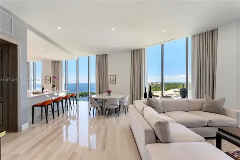 2811 S Bayshore Drive Coconut Grove FL 33133