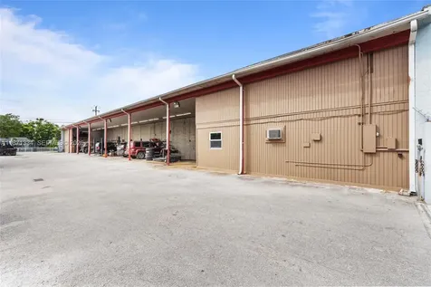 105 NE 1st Road Homestead FL 33030