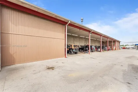105 NE 1st Road Homestead FL 33030