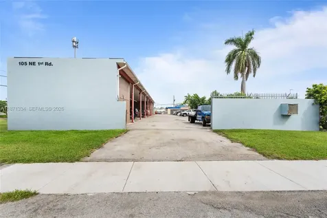 105 NE 1st Road Homestead FL 33030
