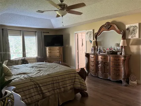 2267 SW Haycraft Circle Port St. Lucie FL 34953