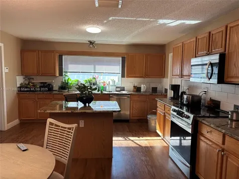 2267 SW Haycraft Circle Port St. Lucie FL 34953