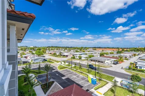 400 NW 112th Avenue Sweetwater FL 33172