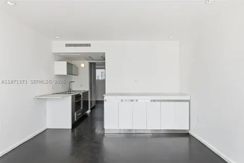 1601 West Avenue Miami Beach FL 33139