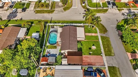 590 W 39th Street Hialeah FL 33012