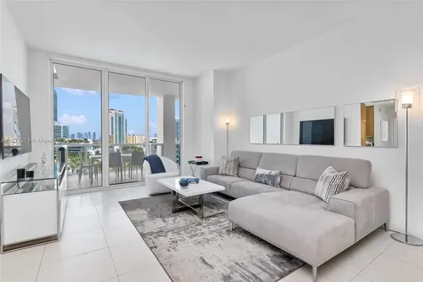 50 S Pointe Drive Miami Beach FL 33139