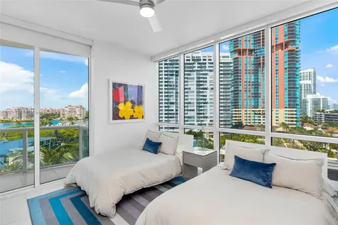 50 S Pointe Drive Miami Beach FL 33139