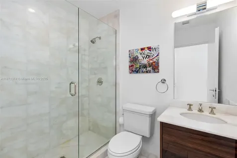 50 S Pointe Drive Miami Beach FL 33139