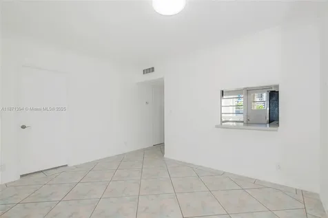 3181 S Ocean Drive Hallandale Beach FL 33009