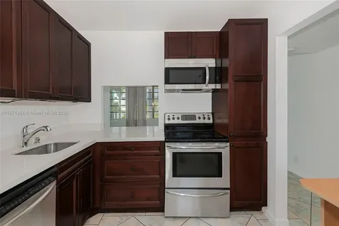 3181 S Ocean Drive Hallandale Beach FL 33009