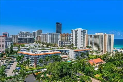 3181 S Ocean Drive Hallandale Beach FL 33009