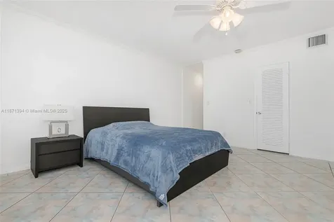 3181 S Ocean Drive Hallandale Beach FL 33009