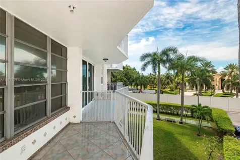 3181 S Ocean Drive Hallandale Beach FL 33009