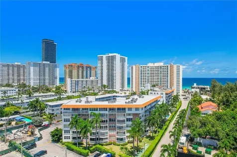 3181 S Ocean Drive Hallandale Beach FL 33009