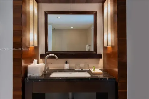 6801 Collins Avenue Miami Beach FL 33141