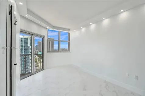 1985 S Ocean Drive Hallandale Beach FL 33009