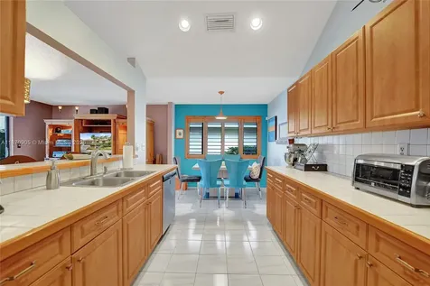 11590 SW 9th Court Pembroke Pines FL 33025