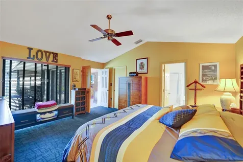 11590 SW 9th Court Pembroke Pines FL 33025