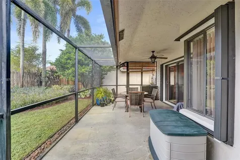 11590 SW 9th Court Pembroke Pines FL 33025