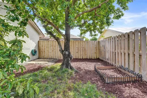 11590 SW 9th Court Pembroke Pines FL 33025