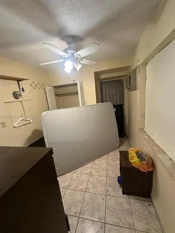 911 NW 30th Place Miami FL 33125