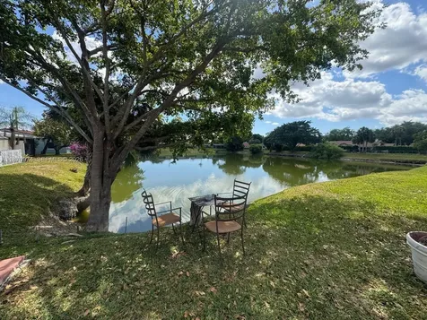 4808 NW 27th Terrace Tamarac FL 33309