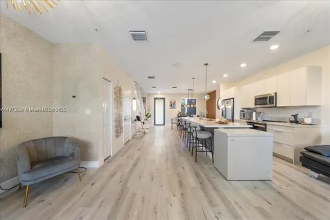10413 NW 82nd Street Doral FL 33178