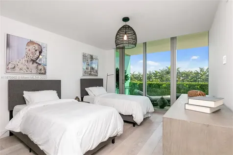 360 Ocean Drive Key Biscayne FL 33149