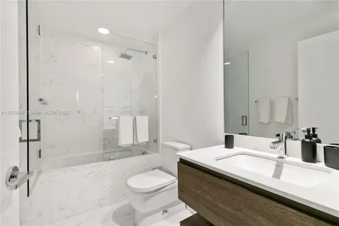 360 Ocean Drive Key Biscayne FL 33149