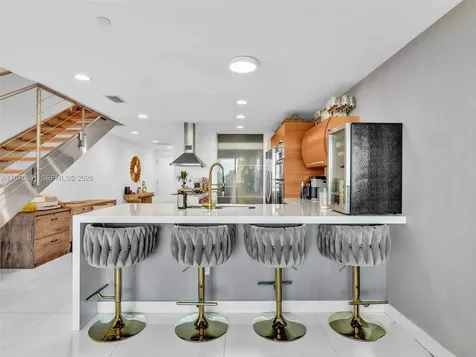 2950 NE 188th Street Aventura FL 33180