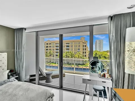 2950 NE 188th Street Aventura FL 33180
