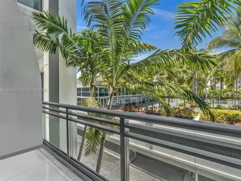 2950 NE 188th Street Aventura FL 33180