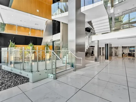 2950 NE 188th Street Aventura FL 33180