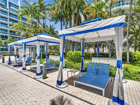 2950 NE 188th Street Aventura FL 33180