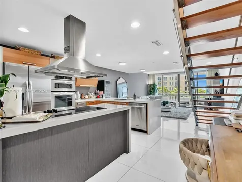 2950 NE 188th Street Aventura FL 33180